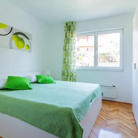 Apartment Nicole Pula