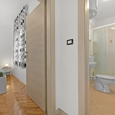 Nicole Apartamento *