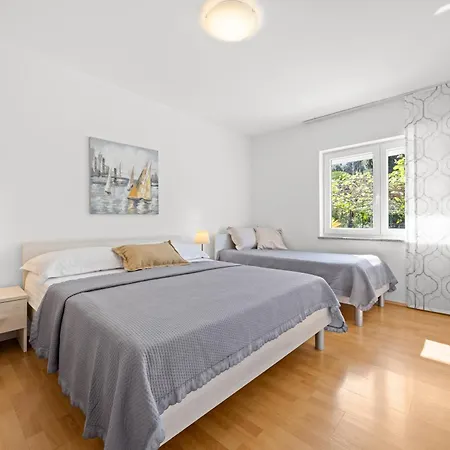Apartamento Nicole Pula