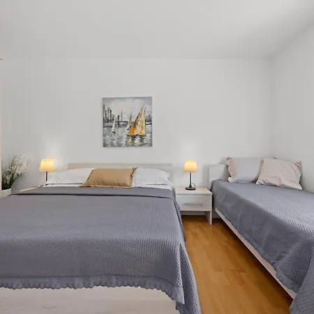 Apartamento Nicole Pula