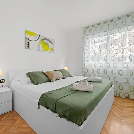 Apartamento Nicole Pula
