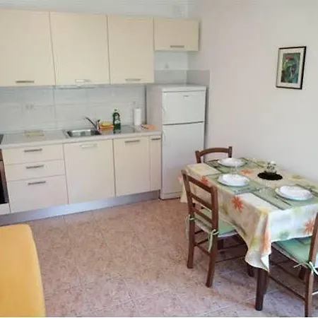 Nicole Apartamento *